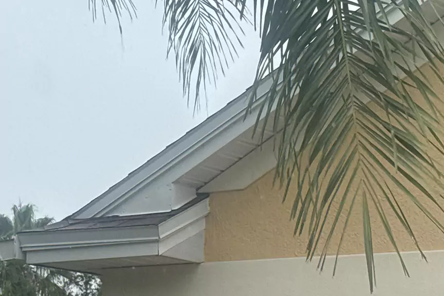 Finished Soffit Sealing